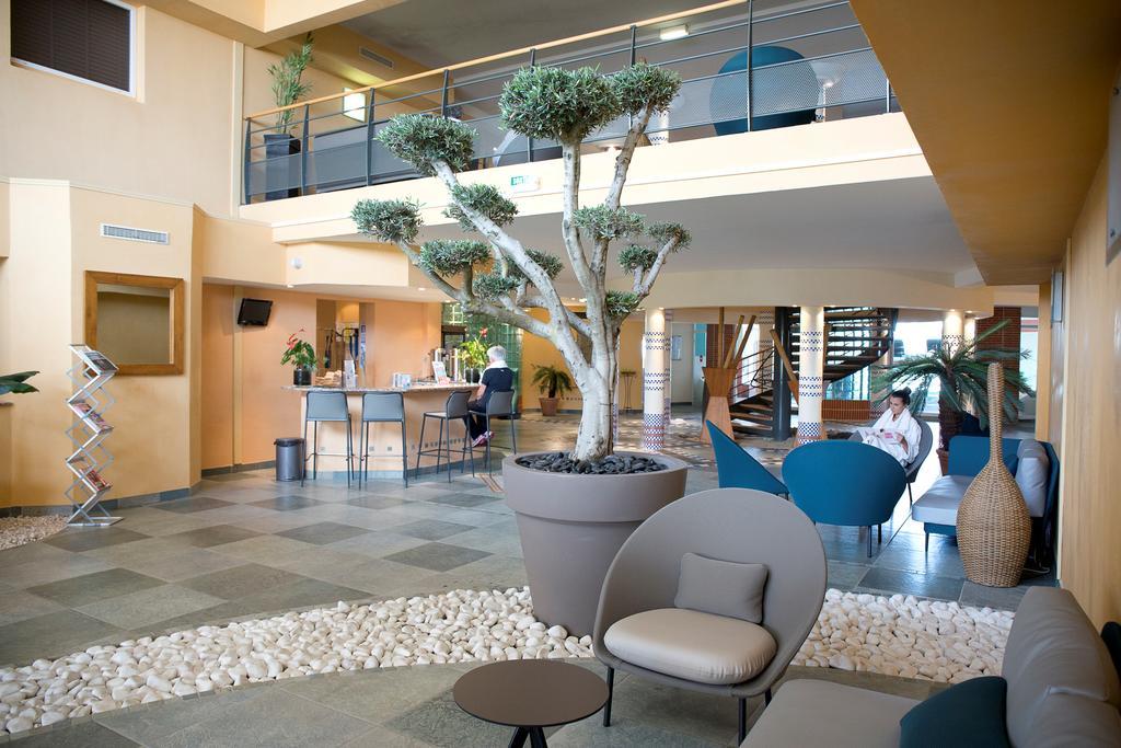 Grand Hotel Les Flamants Roses Thalasso & Spa Canet-en-Roussillon Exteriör bild